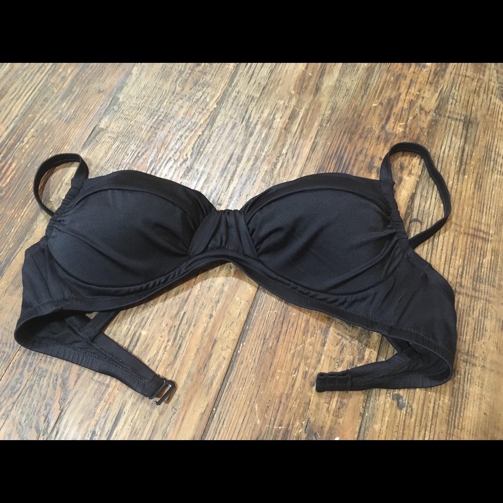 J. Crew Med D CUP Black Swim Top